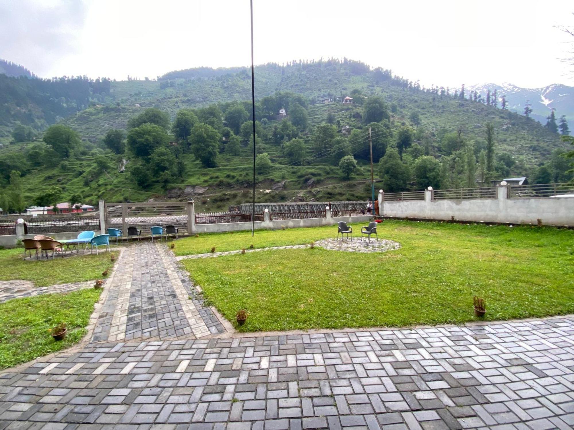 River Garden Hotel And Resort Naran Εξωτερικό φωτογραφία